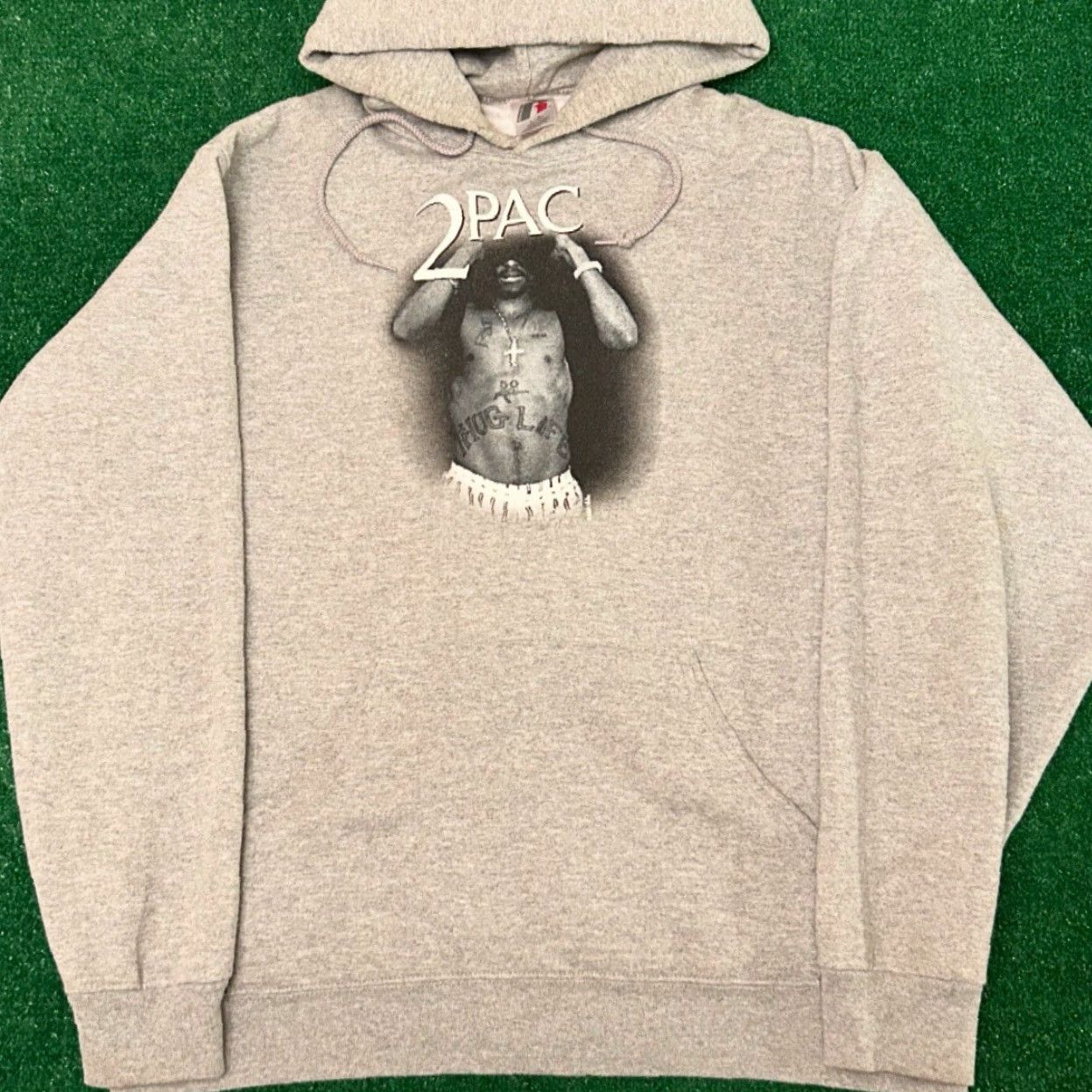 Vintage VINTAGE Tupac 90s Hoodie Tee Russell Mens Large Gray 2Pac Hip Hop Pullover Hooded Jacket Shirt Size US L / EU 52-54 / 3 - 4 Thumbnail