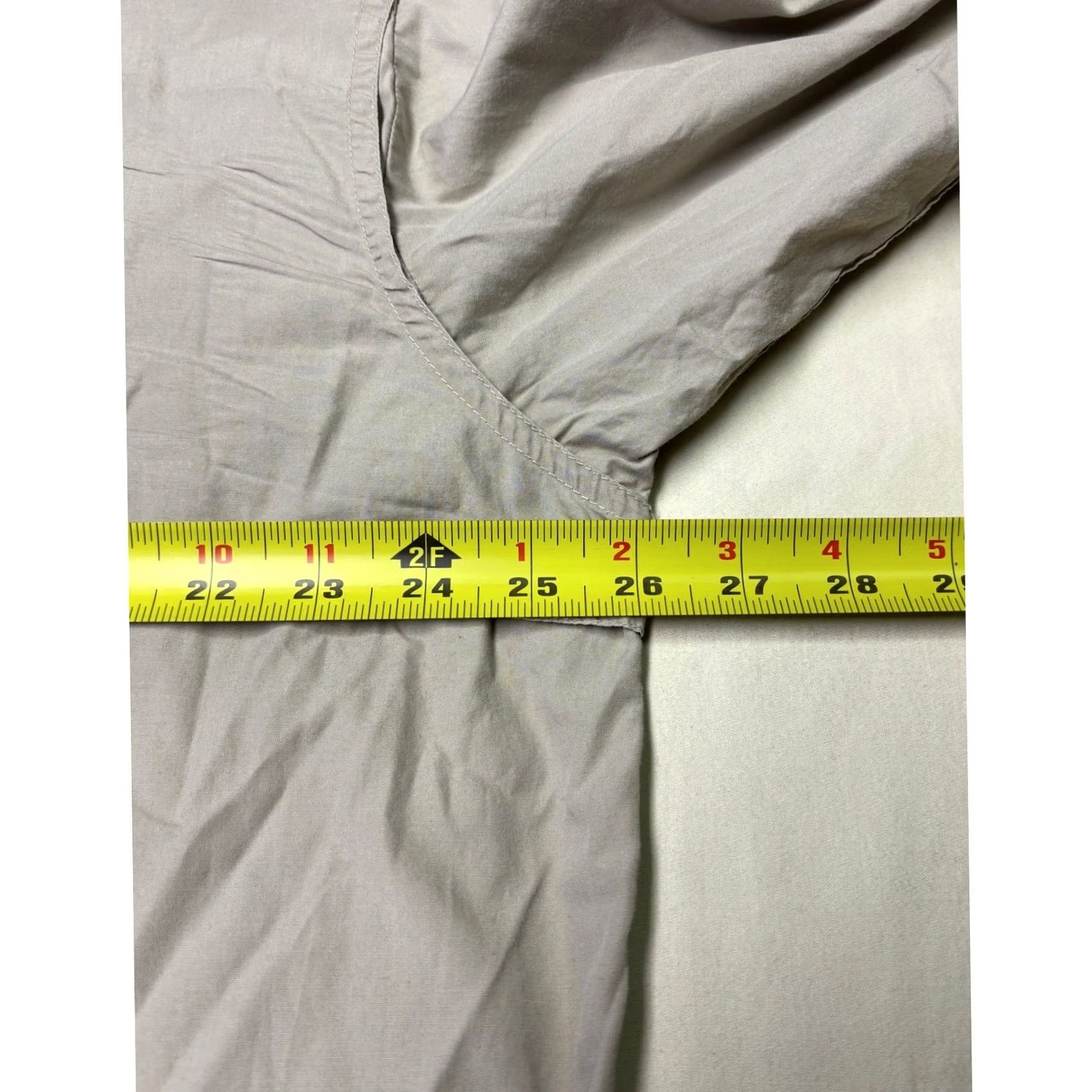 Orvis VINTAGE Orvis Mens Khaki Cotton Long Sleeve Fishing Shirt Vented Shoulder L Size US L / EU 52-54 / 3 - 7 Thumbnail