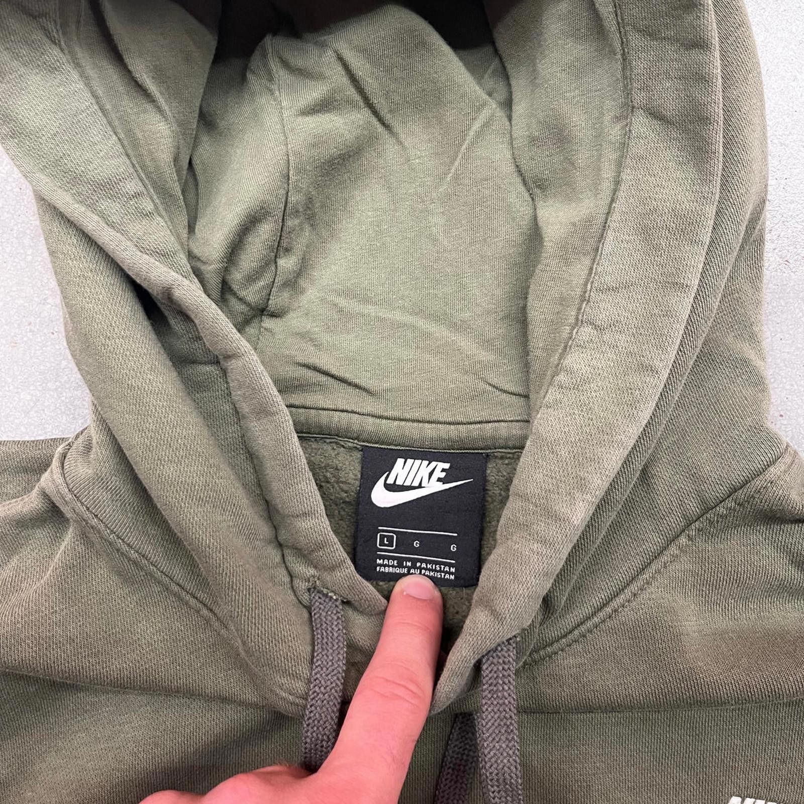 Nike Nike Swoosh Baggy Green Essential Hoodie Size US L / EU 52-54 / 3 - 3 Thumbnail