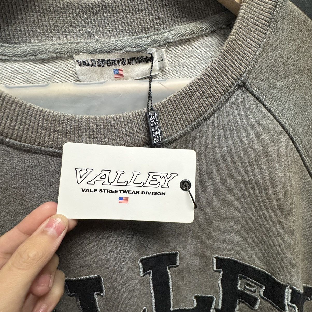 Vale Vale Forever Dirty Crewneck Sweatshirt Size US L / EU 52-54 / 3 - 4 Thumbnail