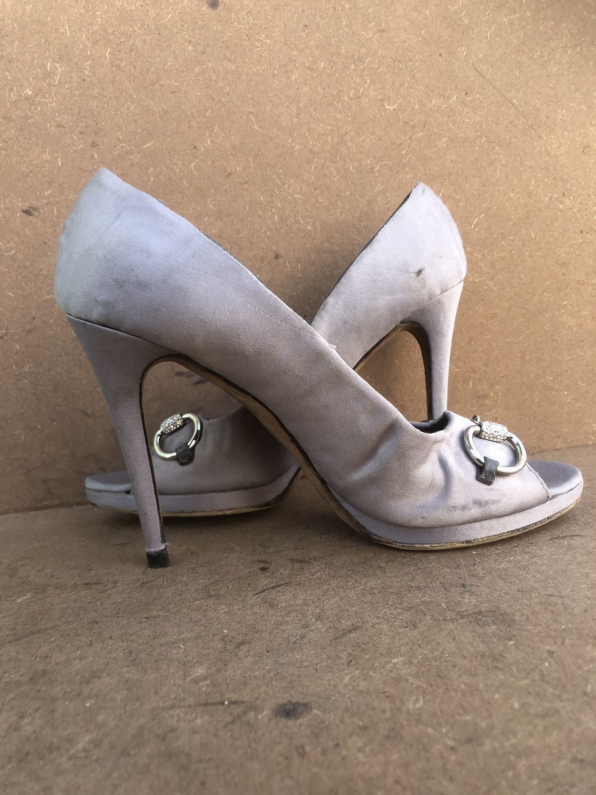 Gucci × Vintage Vintage GUCCI Grey Women’s Heels Size 39.5 Size US 9.5 / IT 39.5 - 4 Thumbnail