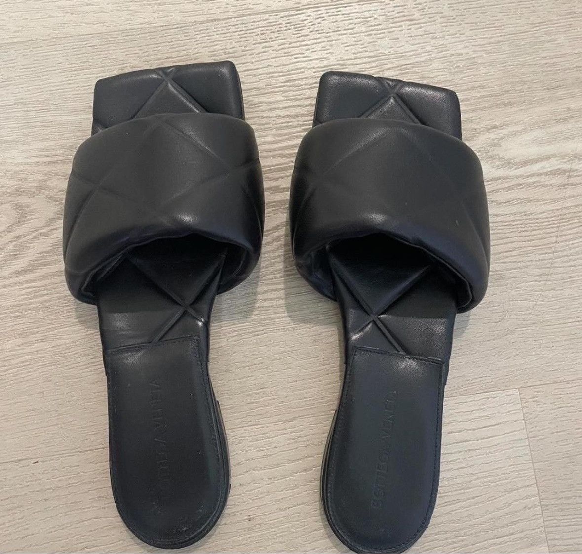 Bottega Veneta Bottega Veneta black leather sandal Size US 7 / IT 37 - 1 Thumbnail
