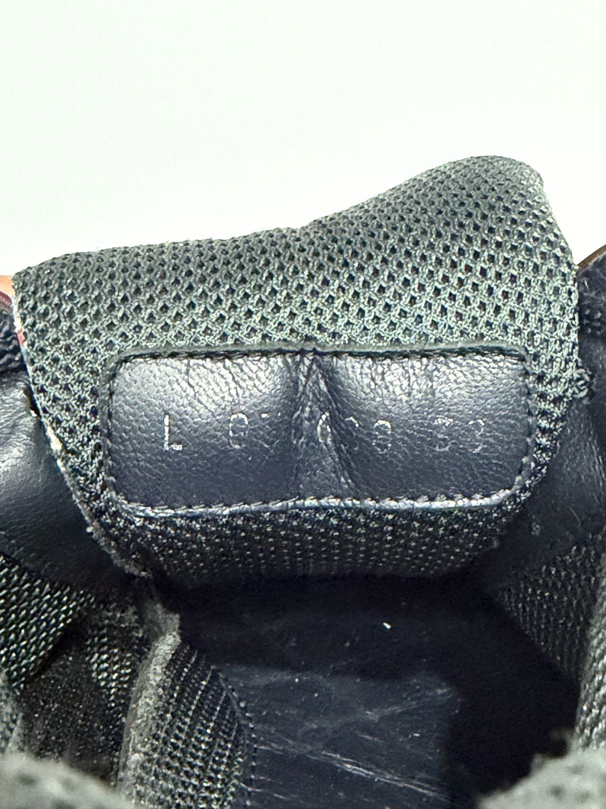 Chanel Chanel Multicolor Canvas Suede Heart Low Top Sneakers EU38 Size US 8 / IT 38 - 5 Thumbnail