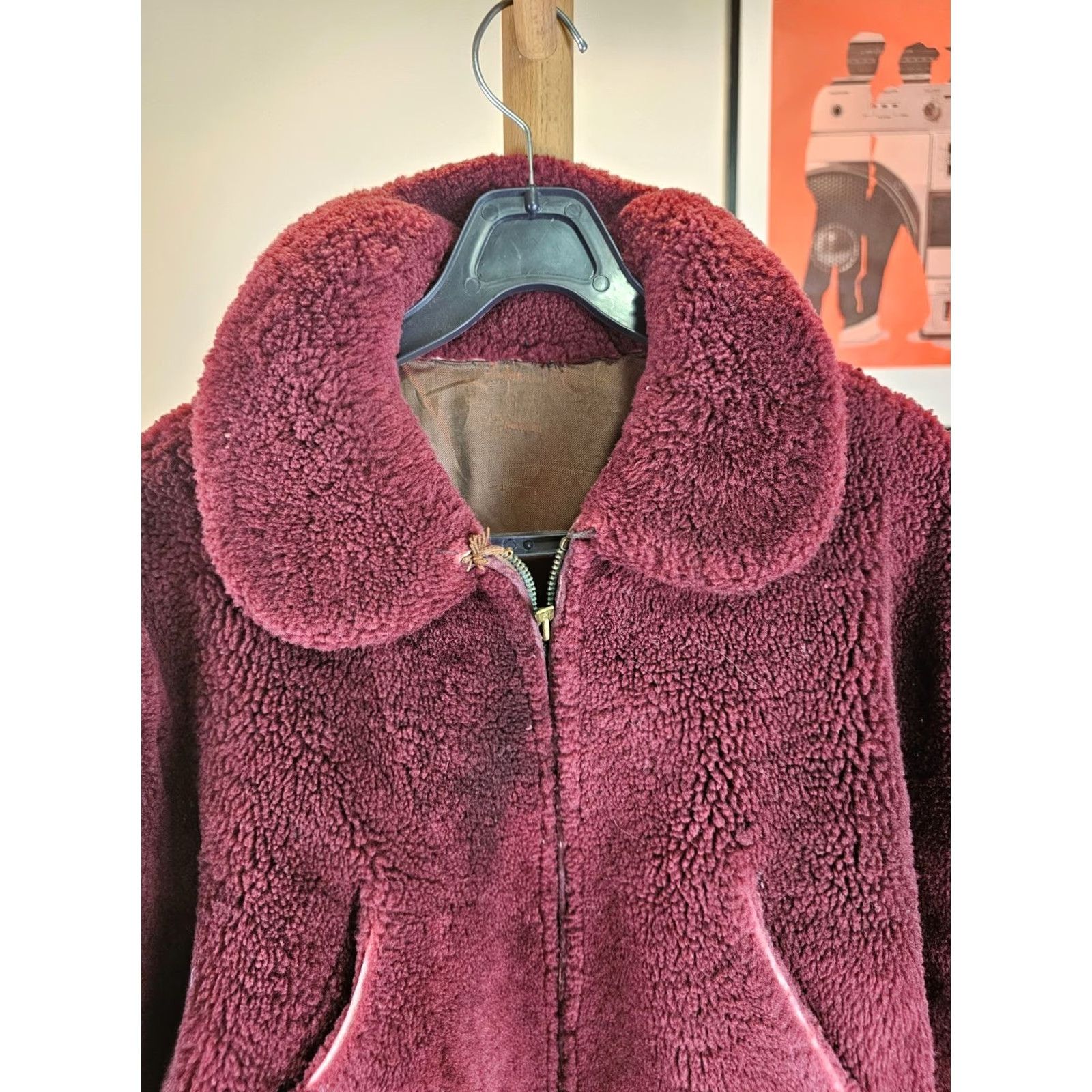 Vintage VINTAGE OAKBURY BURGUNDY SHEEPSKIN SHEARLING JACKET SZ W-MEDIUM Jacket Womens Size M / US 6-8 / IT 42-44 - 2 Thumbnail