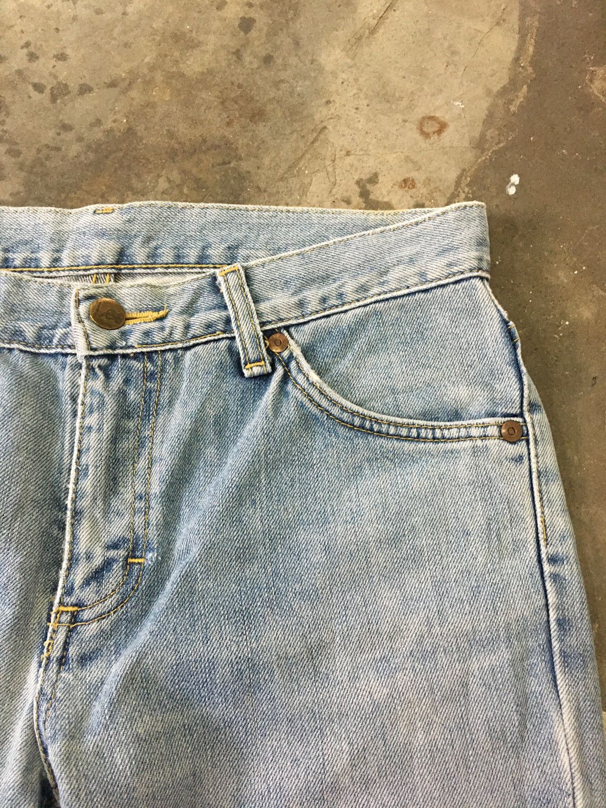 Japanese Brand × Lee Distressed Lee Flare Jeans (15) Size 30" / US 8 / IT 44 - 14 Thumbnail