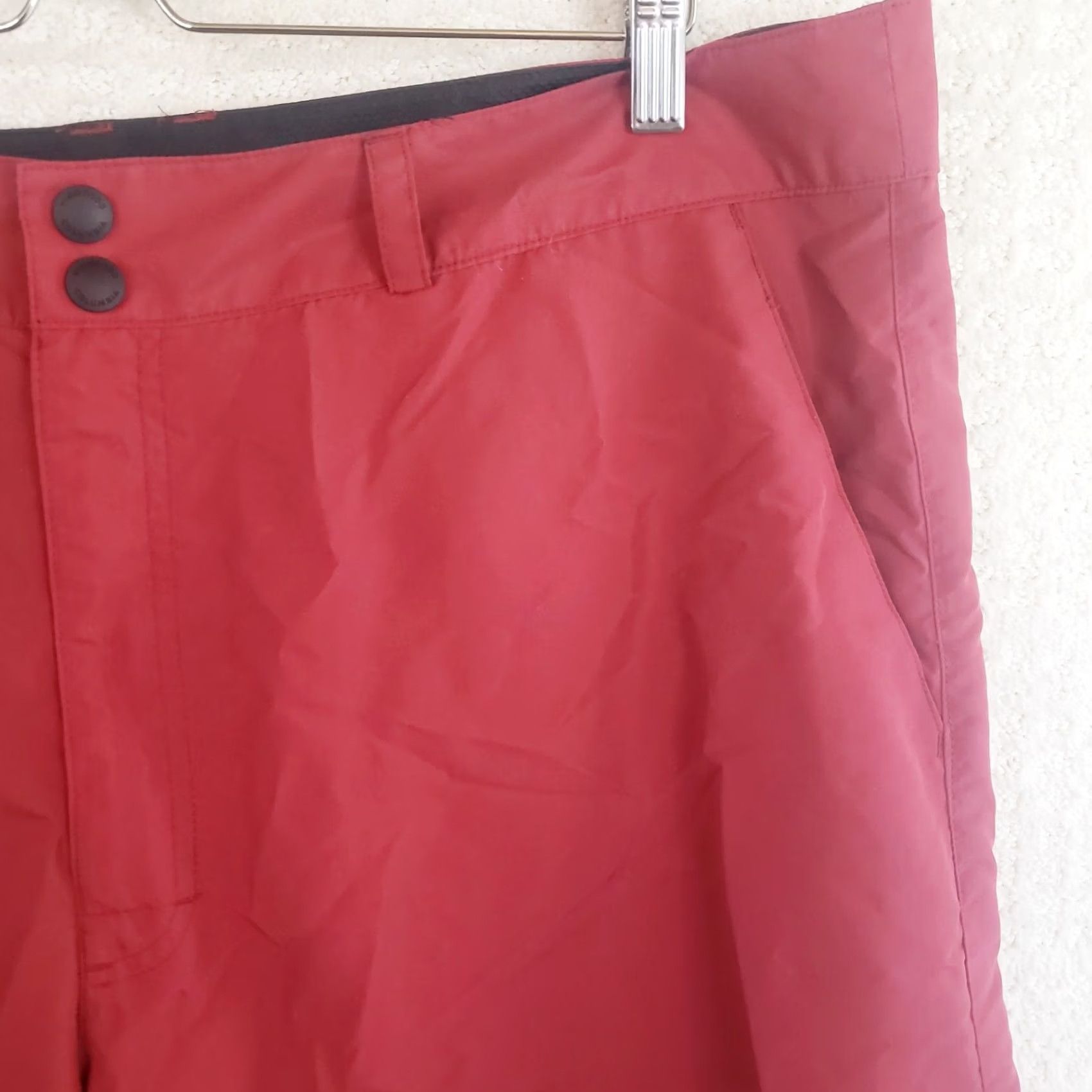 Vintage Columbia Men's Shorts Red 40x11 Omni-Shield Chino Flat Front Zip Pockets Logo Outdoor Casual Workwear Size US 40 / EU 56 - 4 Thumbnail