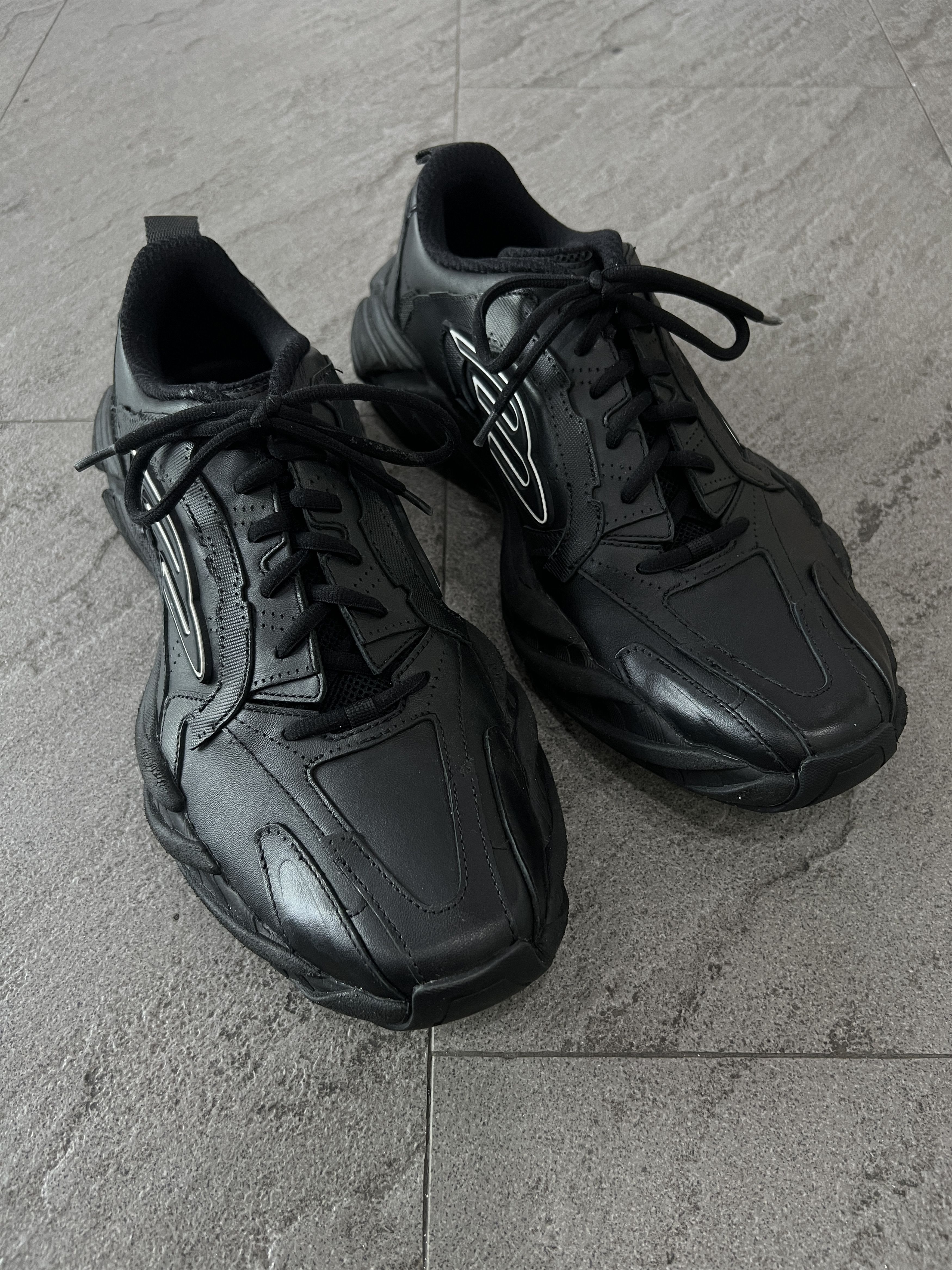 Balenciaga Balenciaga Monday Sneaker Triple Black EU43 Size US 10 / EU 43 - 4 Thumbnail