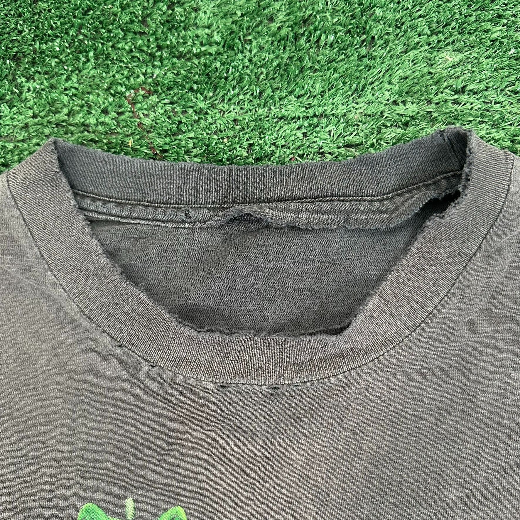 Vintage Vintage 90s Rainforest Cafe Iggy Iguana T-Shirt Grunge Faded Size US XL / EU 56 / 4 - 3 Thumbnail
