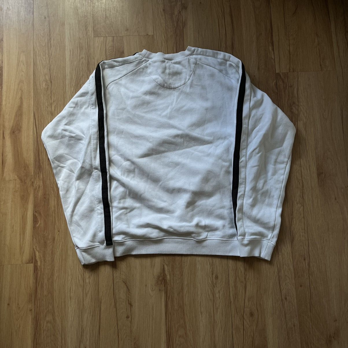 Nike Vintage early 00s Nike center swoosh crewneck Size US L / EU 52-54 / 3 - 2 Thumbnail