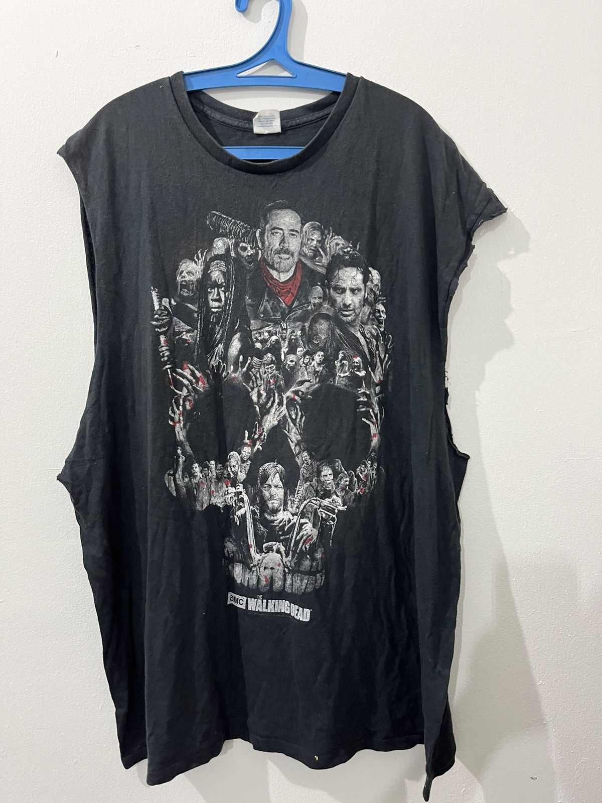 Vintage Custom Oversized Tank A Walking Dead Horror Thriller Movie Size US XXL / EU 58 / 5 - 1 Thumbnail