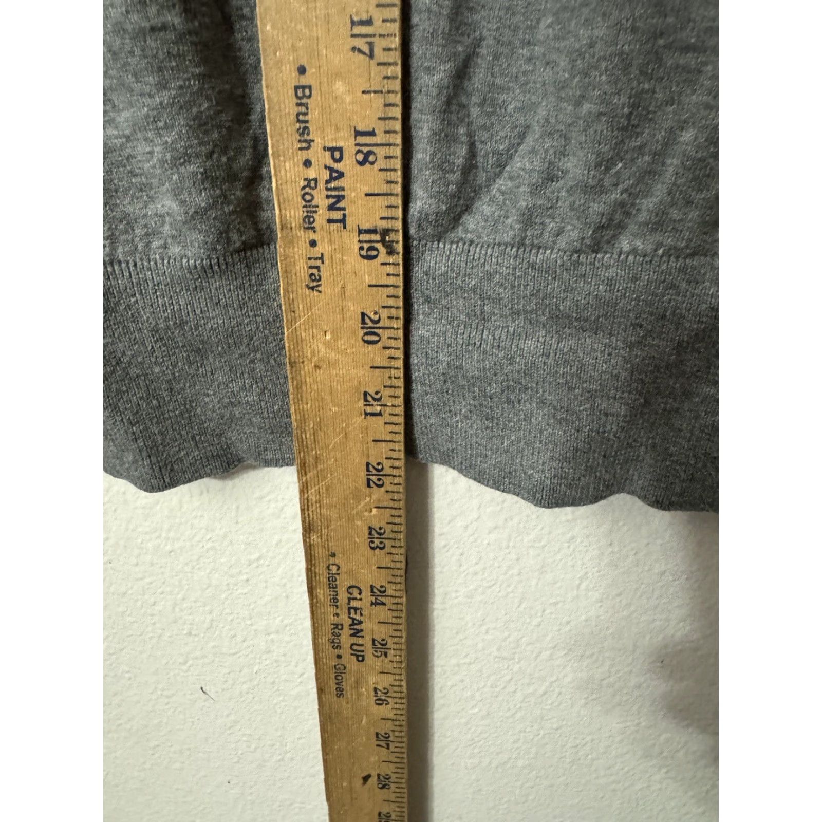 French Connection FRENCH CONNECTION Gray Eye Lash Sequined Sweater Pullover Women Size Small Size S / US 4 / IT 40 - 4 Thumbnail