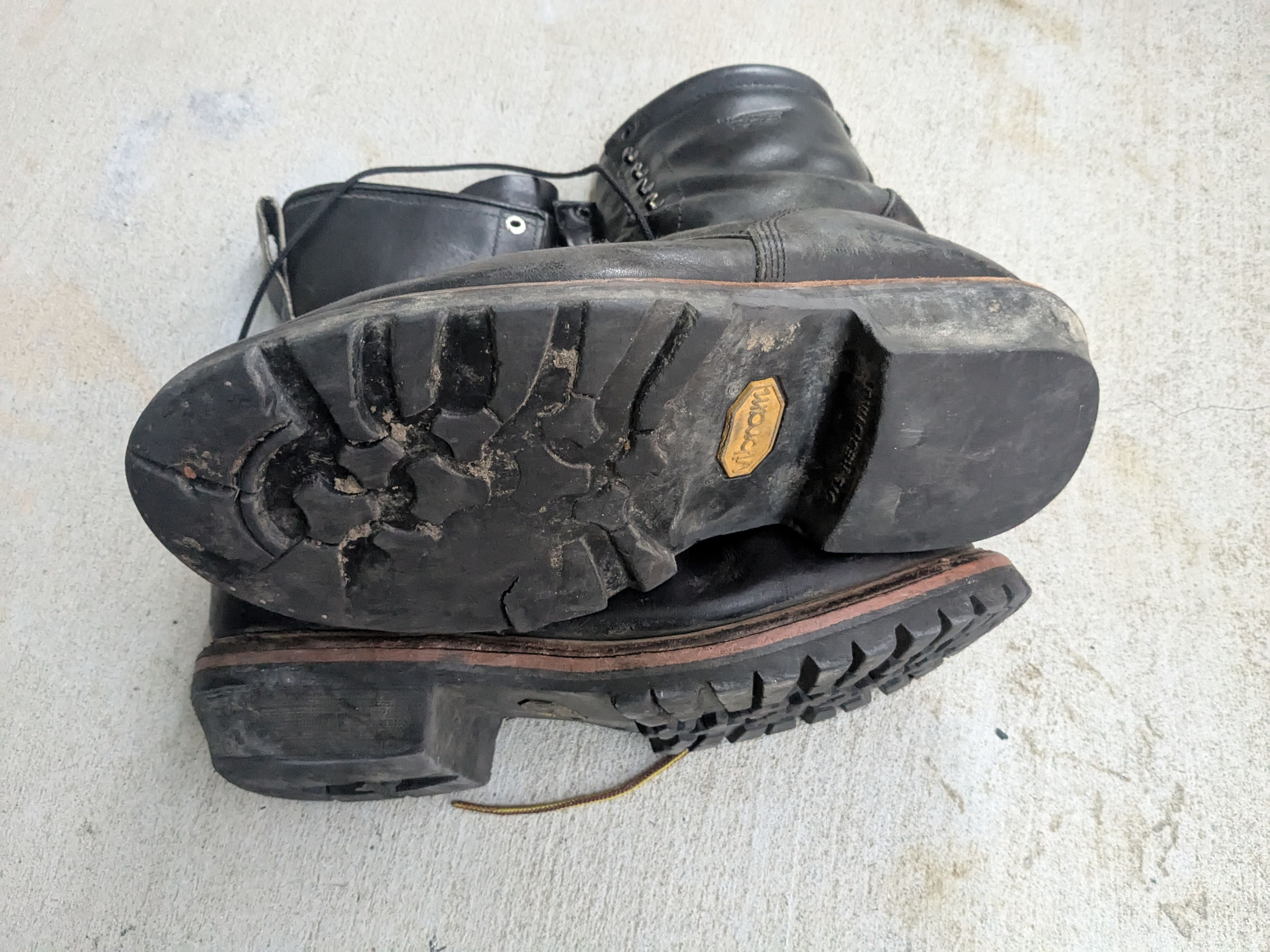Red Wing Red Wing Boots Black Leather 10.5 Size US 10.5 / EU 43-44 - 10 Thumbnail