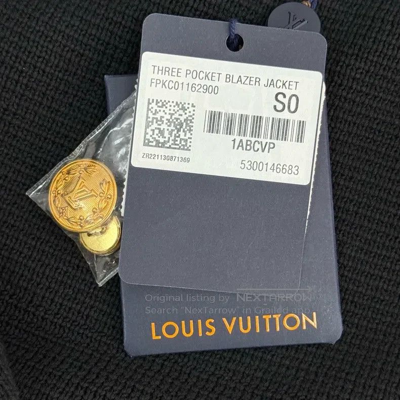 Louis Vuitton Louis Vuitton Black gold button knit cardigan sweater Size US S / EU 44-46 / 1 - 7 Thumbnail