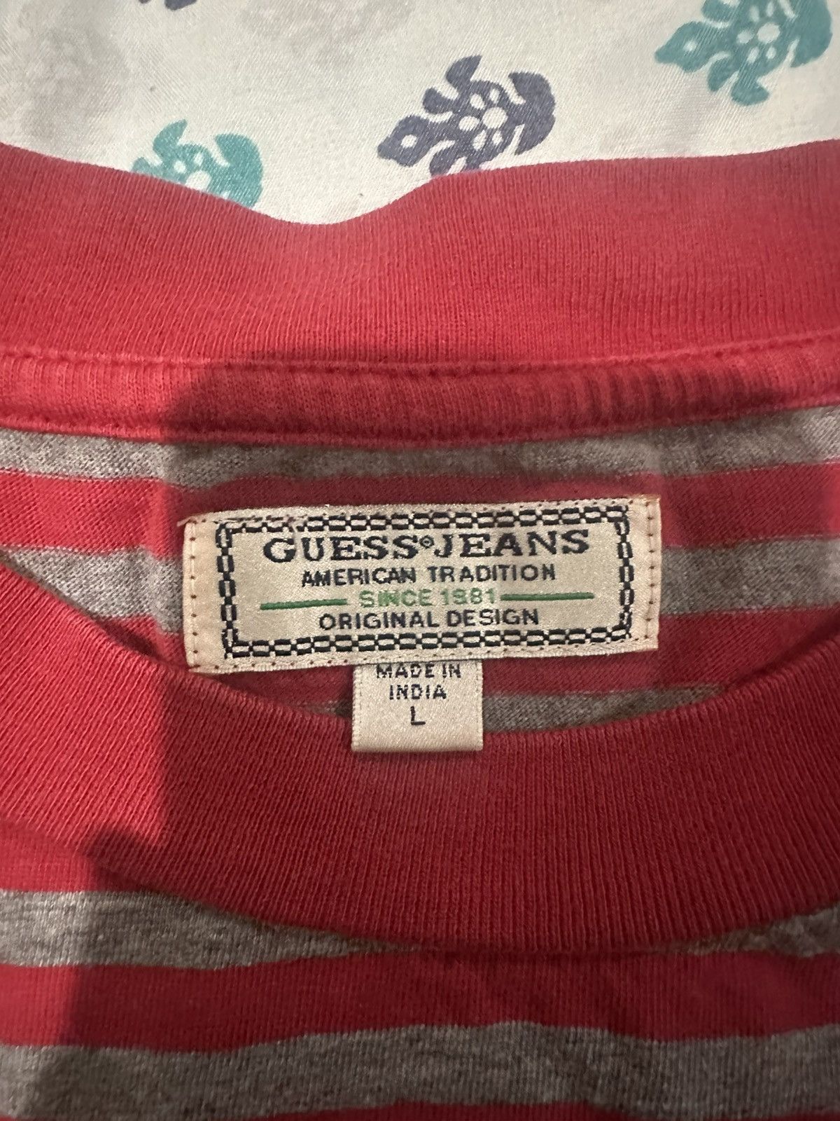 Guess Red & White Striped Guess T-Shirt Size US L / EU 52-54 / 3 - 3 Thumbnail