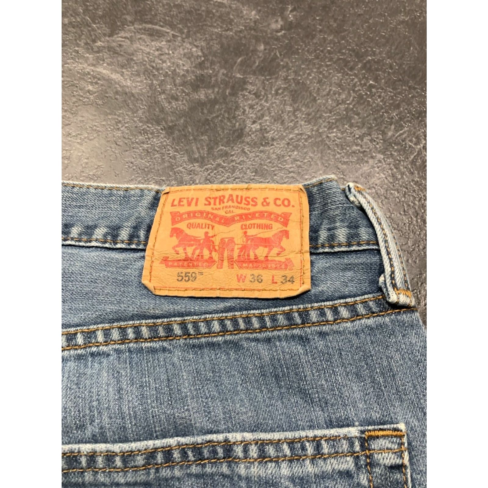 Levi's Levis 559 Mens Relaxed Straight Leg Jeans Blue Cotton Medium Wash Size US 36 / EU 52 - 4 Thumbnail