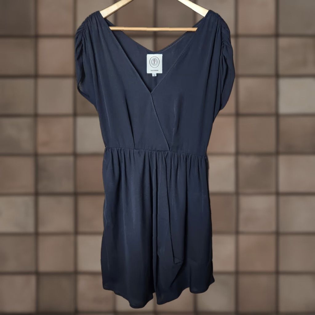 Vintage ANAGRAM Dress Black Silk Ruched Cap Sleeve Surplice Dress-Size 8 Size M / US 6-8 / IT 42-44 - 1 Thumbnail