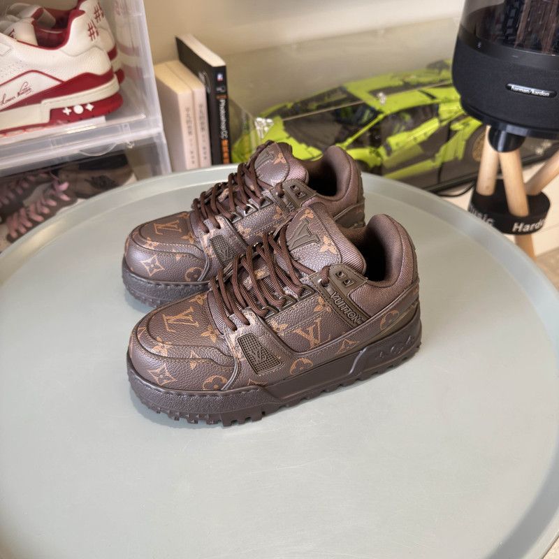 Louis Vuitton Louis Vuitton Trainer Maxi Low Top Sneakers 0079 Size US 6.5 / EU 39-40 - 1 Thumbnail