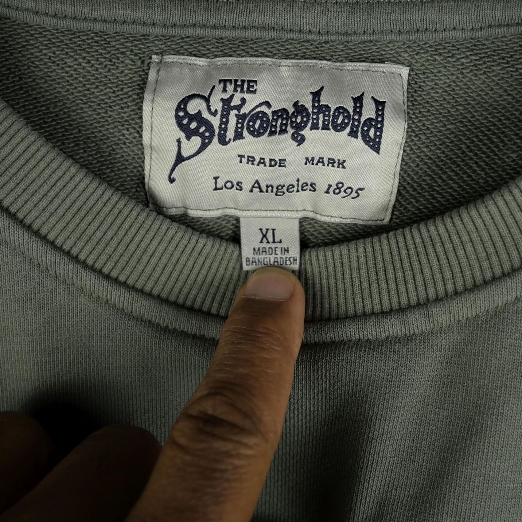 Vintage The Stronghold Sweatshirt Mens XL Green Graphic Print Pullover Always Ready Crewneck Embroidered Logo Tiger Back Graphic Vintage No Size US XL / EU 56 / 4 - 3 Thumbnail