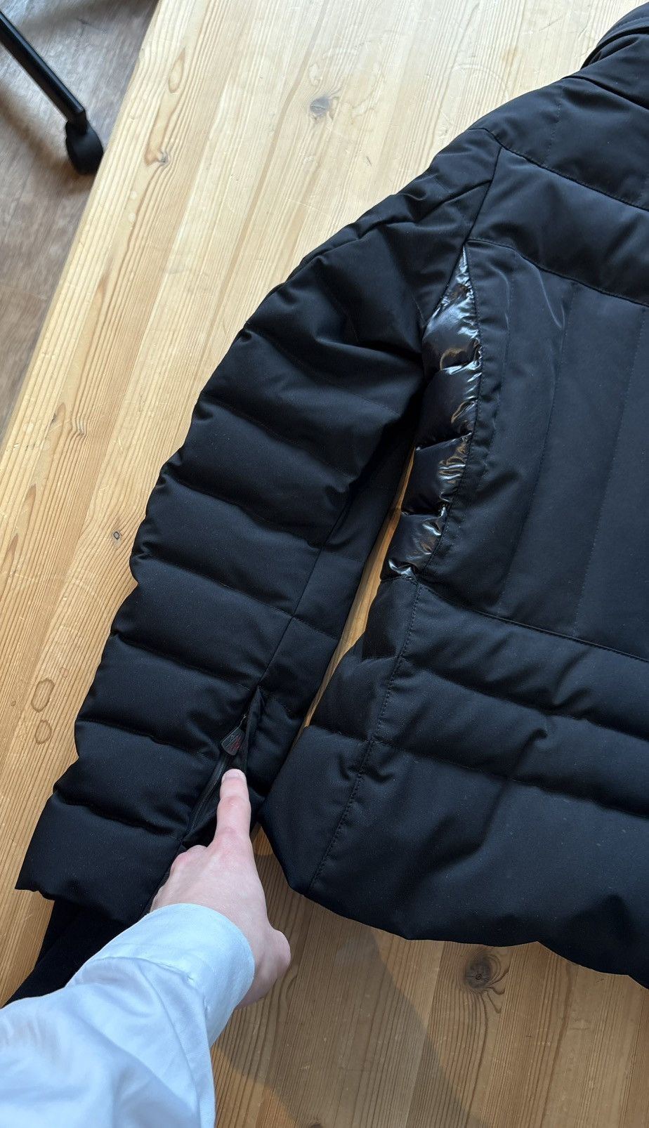 Moncler Moncler Grenoble Isere Jacket Size S / US 4 / IT 40 - 23 Thumbnail
