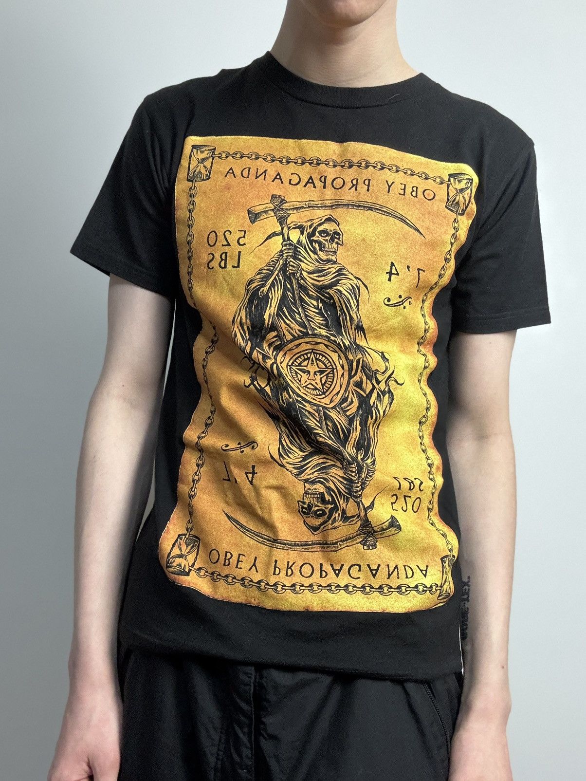 Obey Archive Rare Obey Propaganda Reaper Skull Tee AvantGarde Y2K Size US S / EU 44-46 / 1 - 1 Thumbnail
