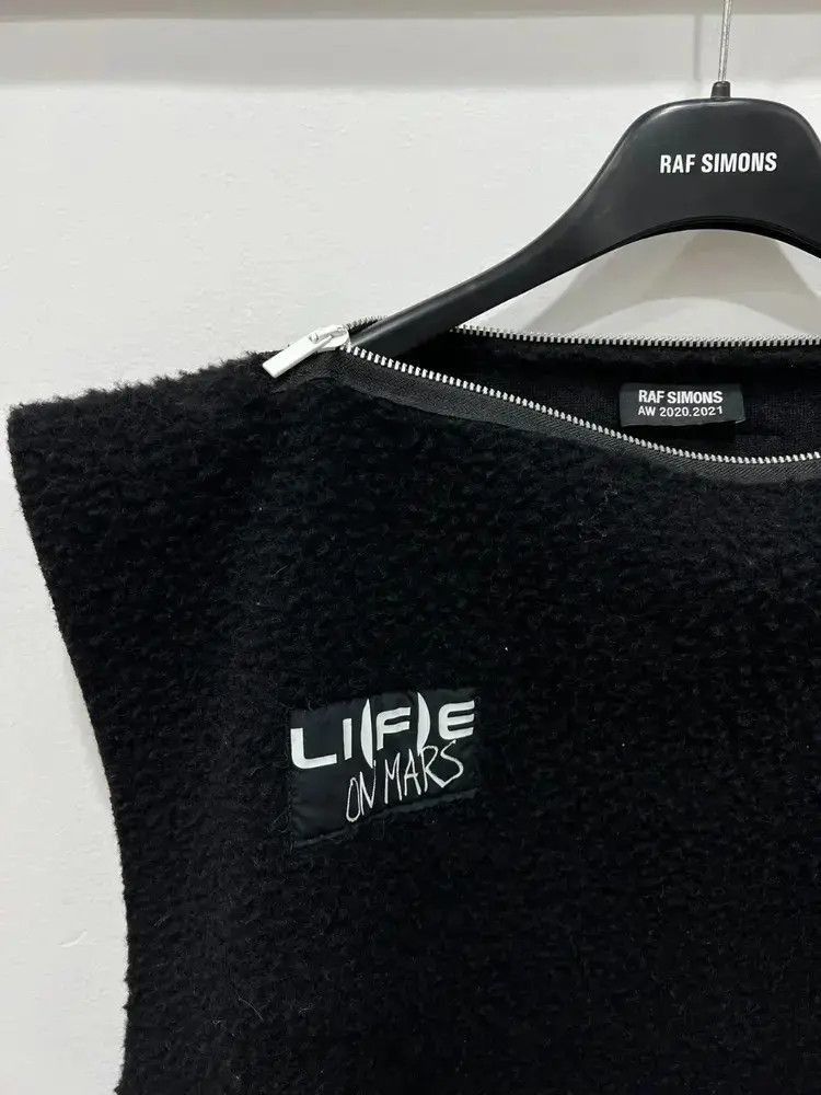 Raf Simons Raf Simons Raf Simons 20AW Patches Vest-2506 Size US L / EU 52-54 / 3 - 5 Thumbnail