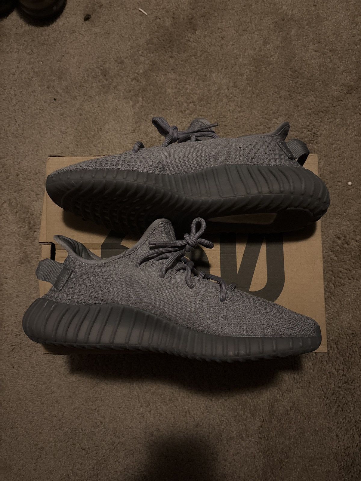 Yeezy YEEZY BOOST 350 V2 STEEL GREY Size US 9.5 / EU 42-43 - 1 Thumbnail