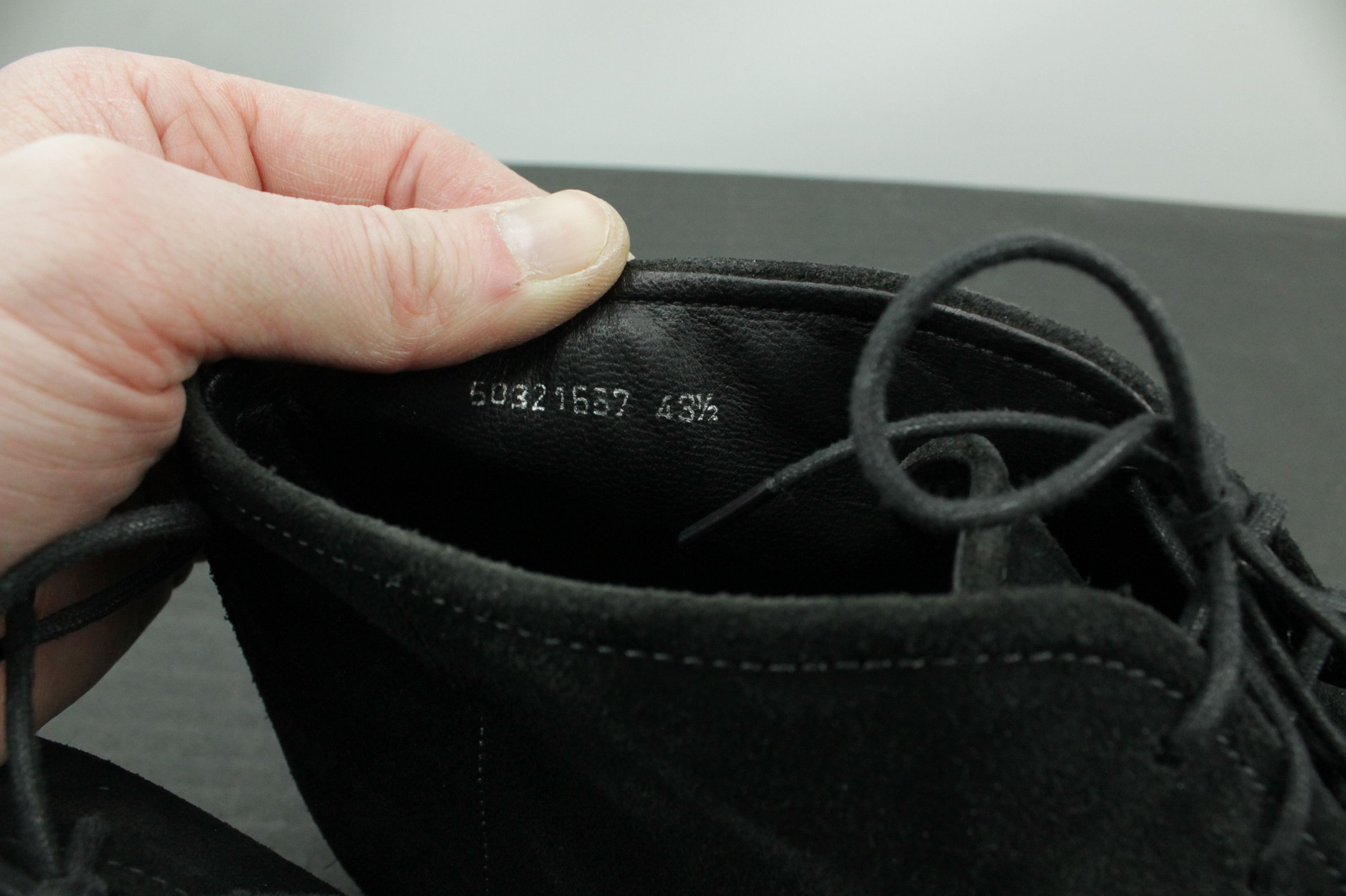 Designer × Hugo Boss Hugo Boss Black Suede Leather Casual Shoes Size US 10 / EU 43 - 11 Thumbnail