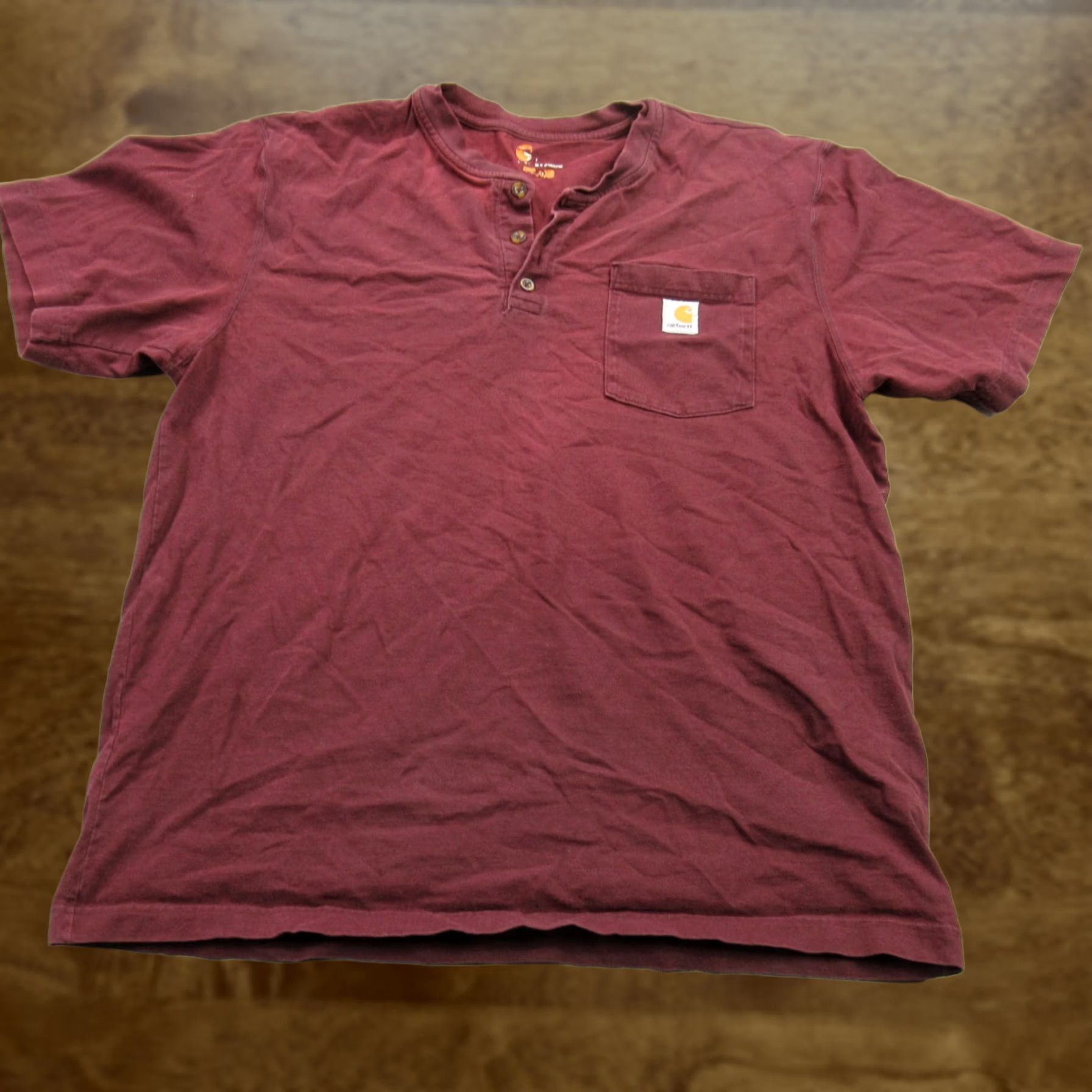 Carhartt Carhartt Shirt Mens Large Short Sleeve Henley Crew Neck Burgundy Buttons Red Size US L / EU 52-54 / 3 - 1 Thumbnail