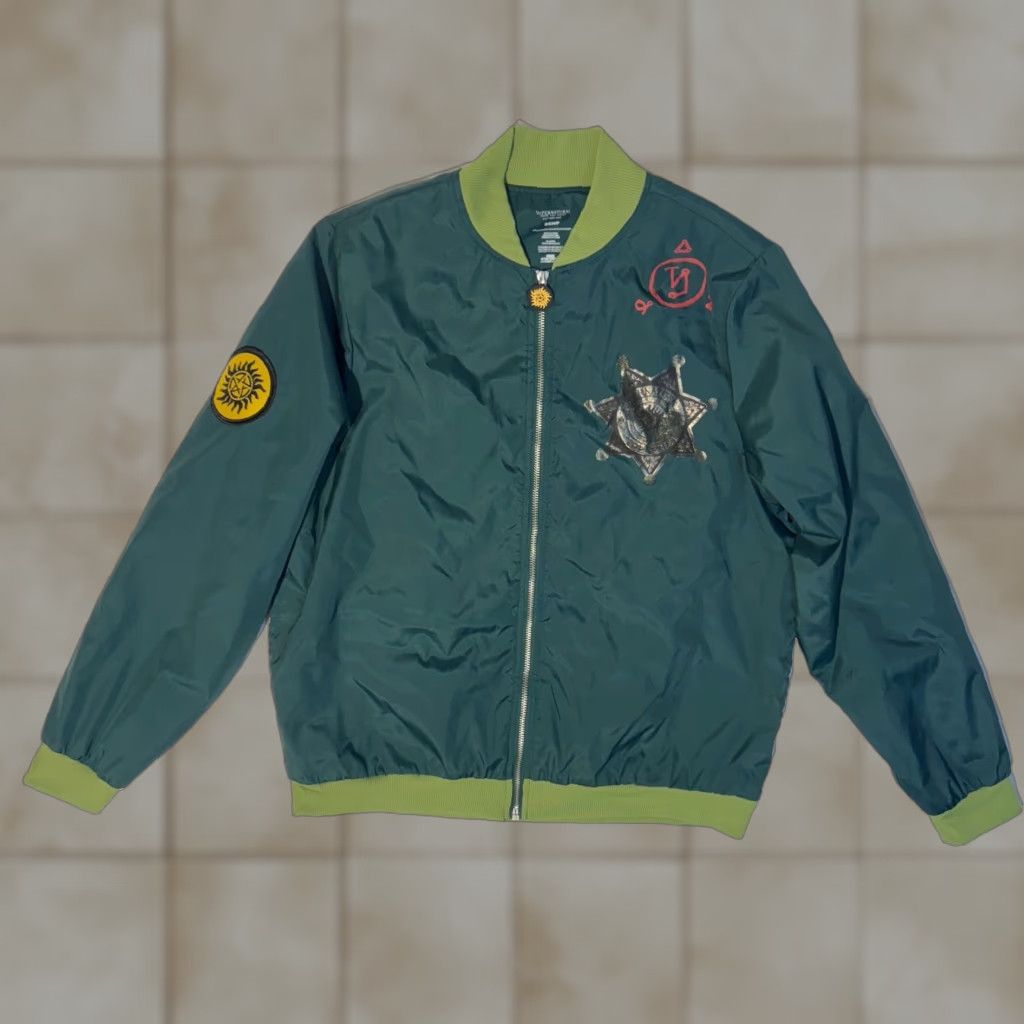 Vintage CultureFly Supernatural The Hunt Green Sheriff Bomber Jacket Windbreaker Jacket Mens S Green Satin Lightweight Casual Vintage: No Size US S / EU 44-46 / 1 - 1 Thumbnail