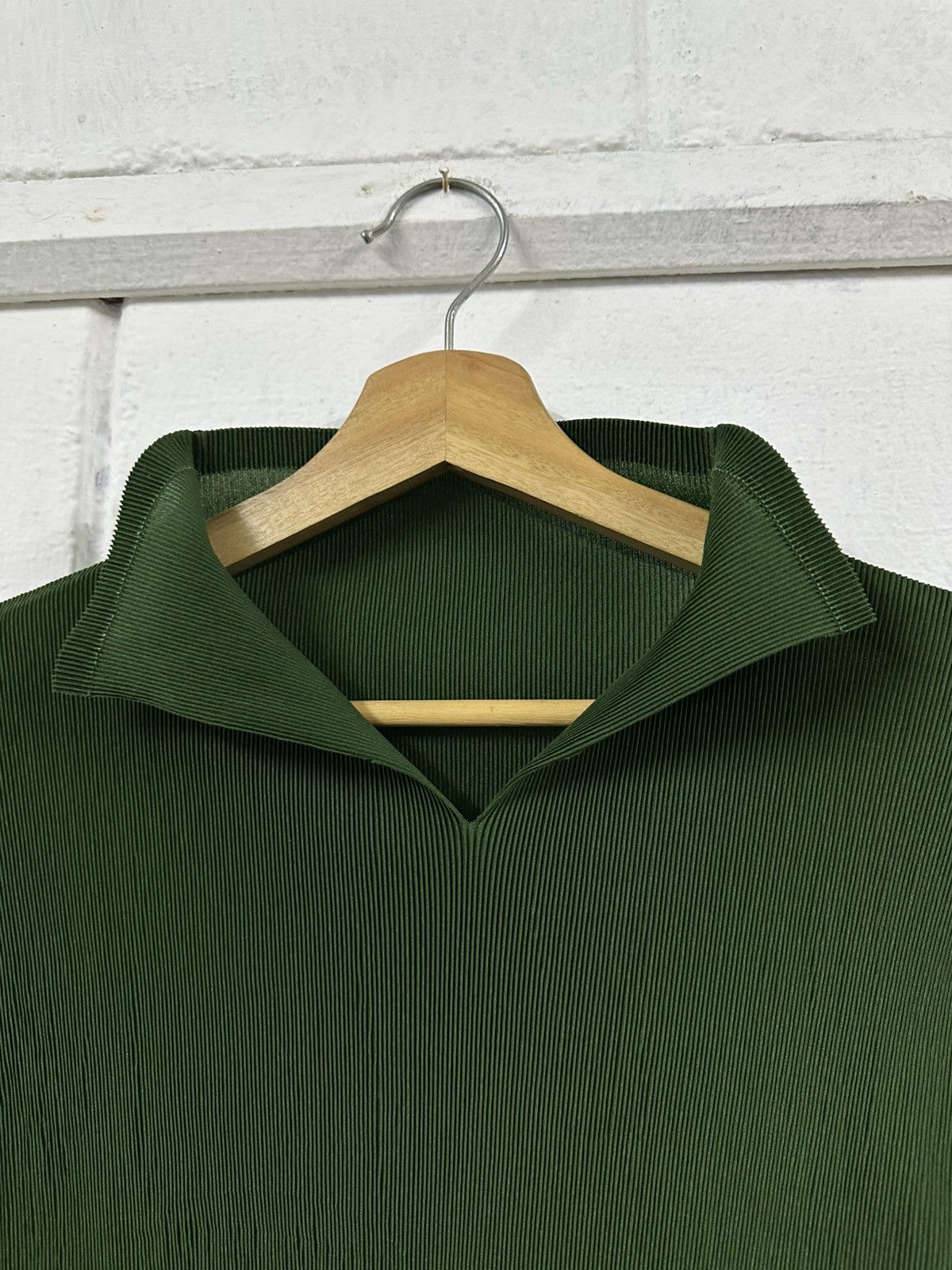 Pleats Please Issey Miyake Pleats Please Issey Miyake Forest Green Polo Style Shirt Size US M / EU 48-50 / 2 - 9 Thumbnail