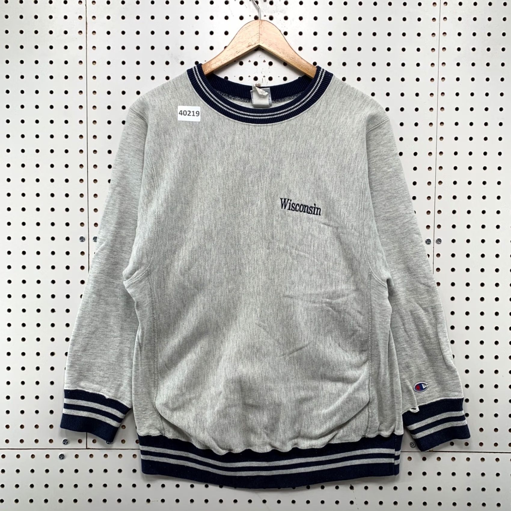 Champion VINTAGE Champion Reverse Weave Sweatshirt Mens M Gray 90s Wisconsin USA 19x27 Size US M / EU 48-50 / 2 - 2 Thumbnail