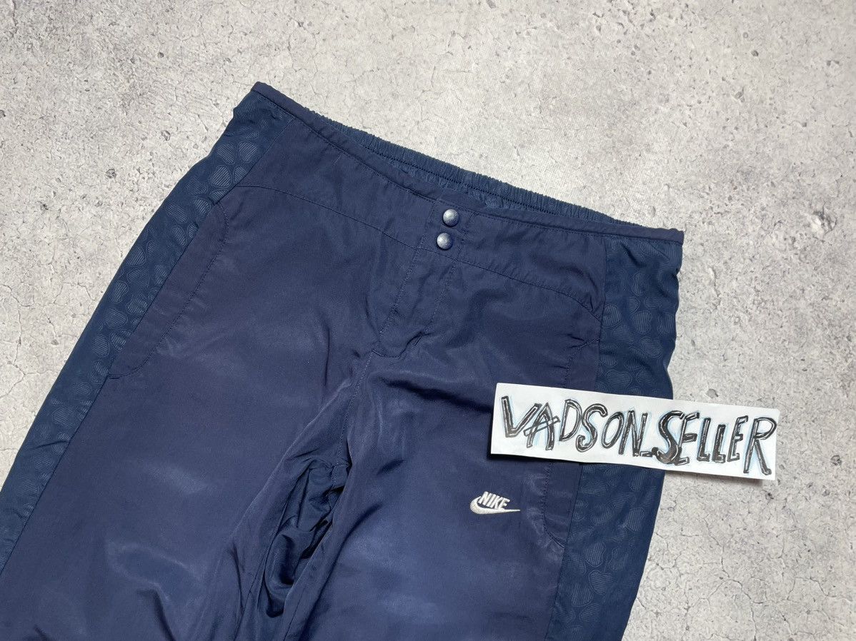 Nike Vintage Nike Track Pants Nylon Drill Y2K style Swoosh Size US 30 / EU 46 - 4 Thumbnail