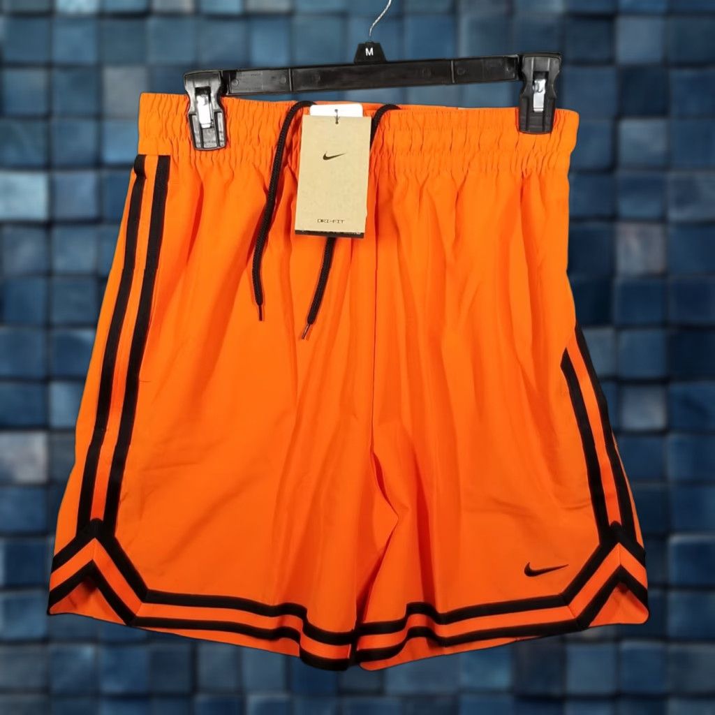 Nike Nike DNA Men's Dri-FIT 6" UV Woven Basketball Shorts Small FN2659-819 SAMPLE Size US 29 - 1 Thumbnail