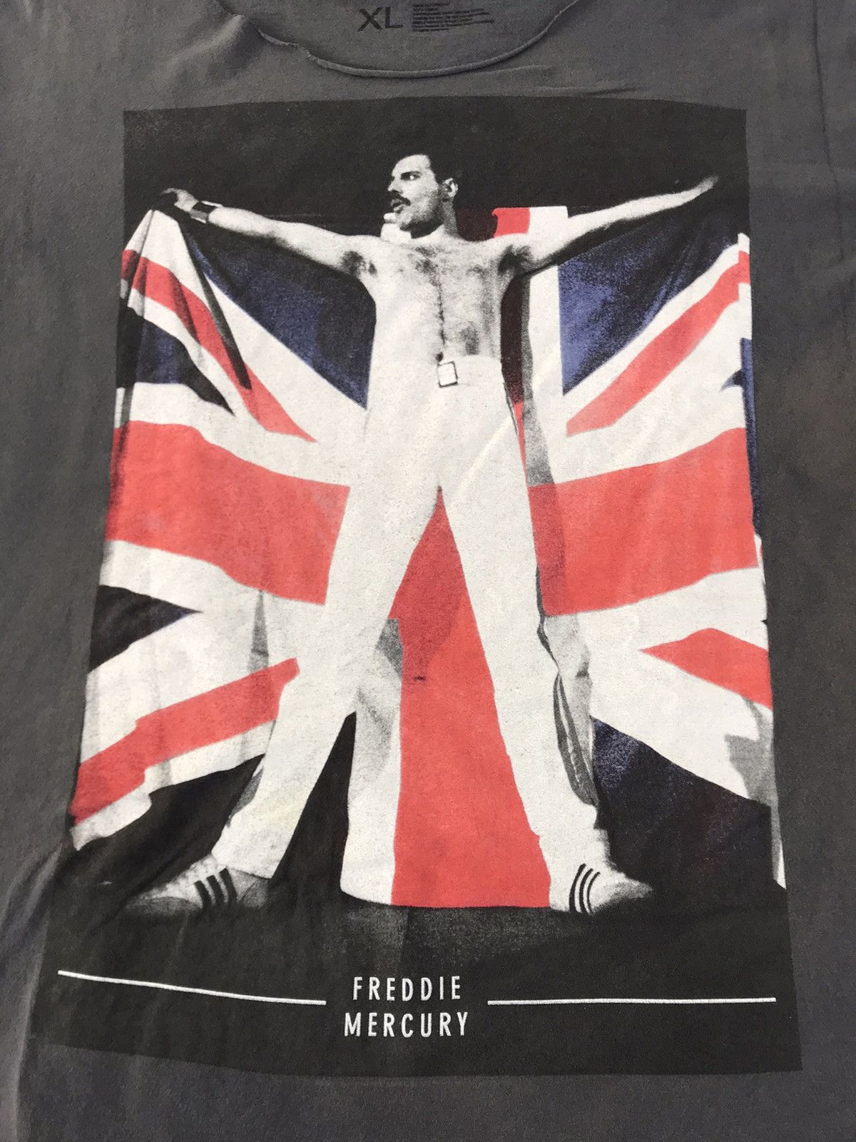 Band Tees Freddie Mercury Queen Band Big British Flag Printed Tee Size US XL / EU 56 / 4 - 3 Thumbnail