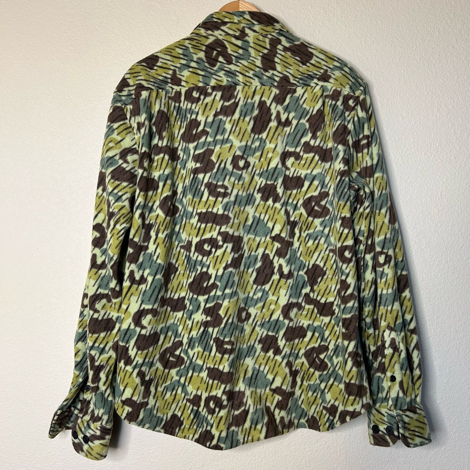 Urban Outfitters Dark Seas Mens Shirt Zulu Fleece Camo Outdoor Size XL Size US XL / EU 56 / 4 - 8 Thumbnail