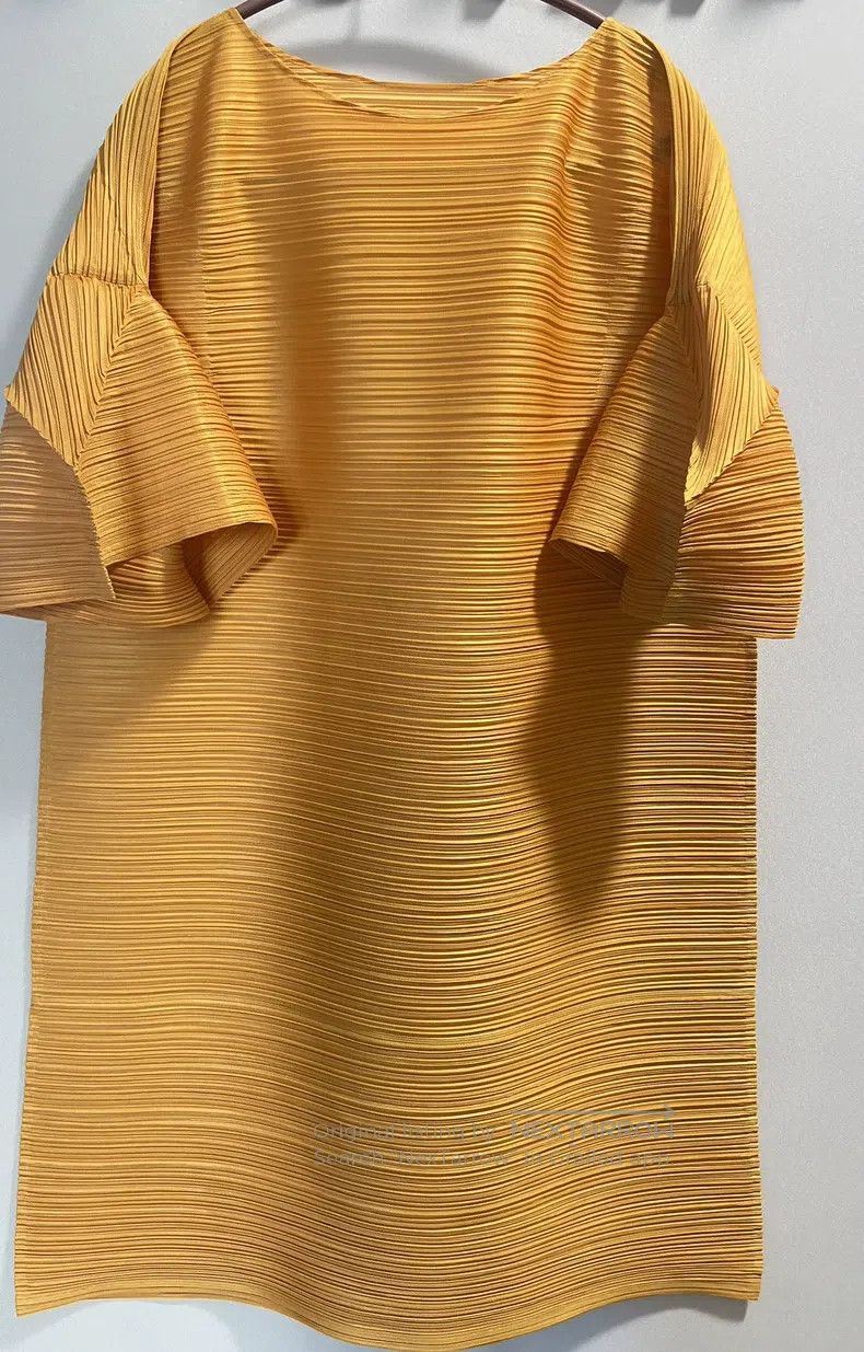 Issey Miyake Issey Miyake Yellow Short Sleeve Top Size XXL / US 16-18 / IT 52-54 - 1 Thumbnail