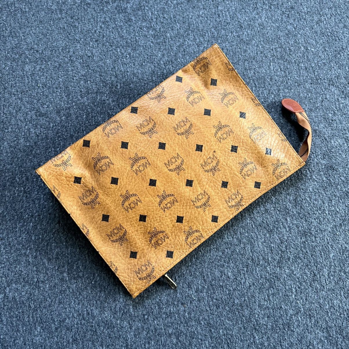 MCM 💥MCM visetos pouch clutch bag Size ONE SIZE - 4 Thumbnail