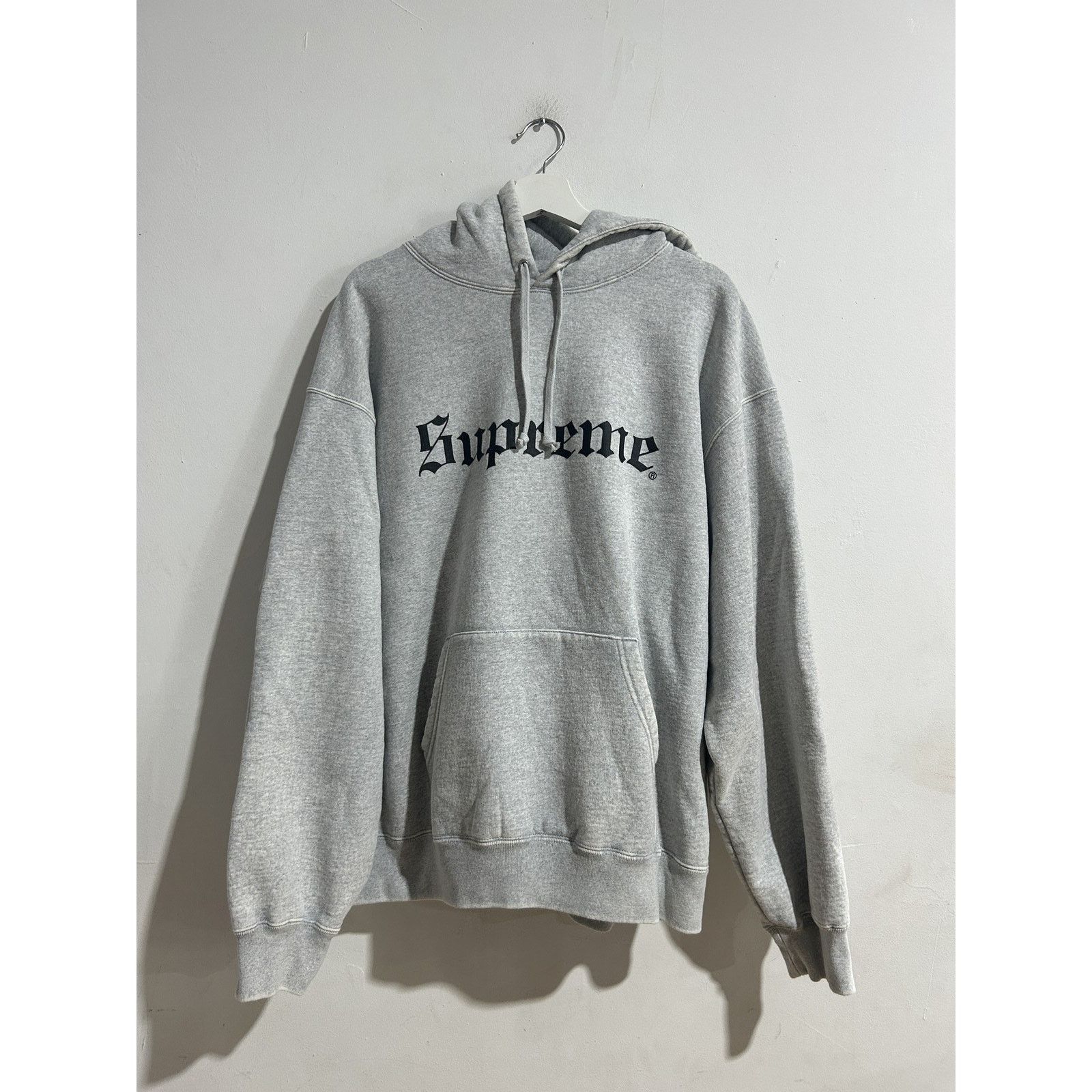 Supreme Supreme Old English Long-Sleeve Top (white) | Grailed