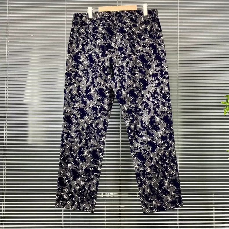 Louis Vuitton LOUIS VUITTON Flocking presbyopia full print jeans 2504-Nex Size US 34 / EU 50 - 2 Thumbnail