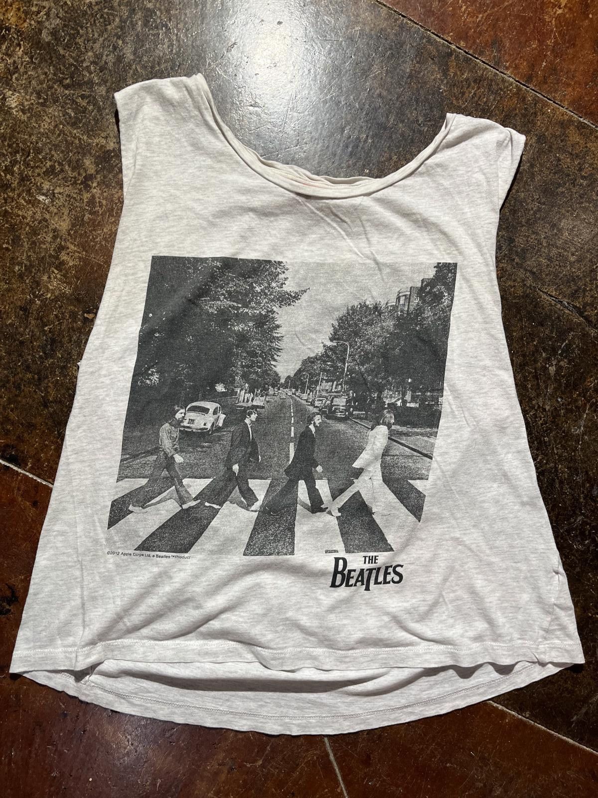Designer The beatles Preowned Medium Band T-shirt Size US M / EU 48-50 / 2 - 2 Thumbnail