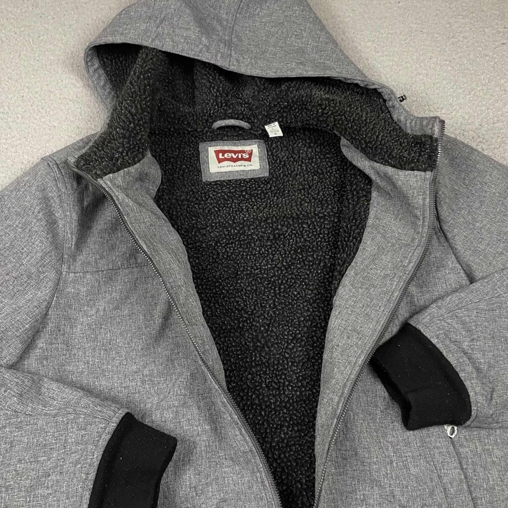 Levi's Levis Jacket Mens L Gray Sherpa Lined Hooded Trucker Pockets Coat Outdoor Soft Shell Jacket L Mens Regular Gray Levi’s Trucker Jacket Size US L / EU 52-54 / 3 - 4 Thumbnail