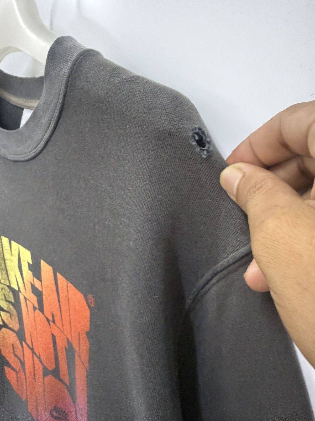 Nike 🔥 Nike Black Faded Distressed Sweatshirt - L Size US L / EU 52-54 / 3 - 5 Thumbnail