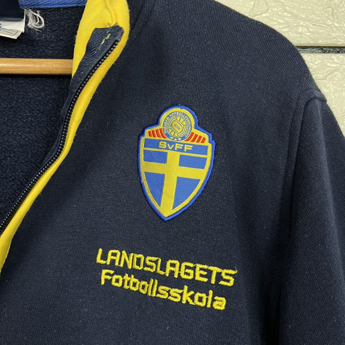 Umbro UMBRO SvFF Sweden Football Club HalfZip Sweatshirt 4076-C185 Size US S / EU 44-46 / 1 - 11 Thumbnail