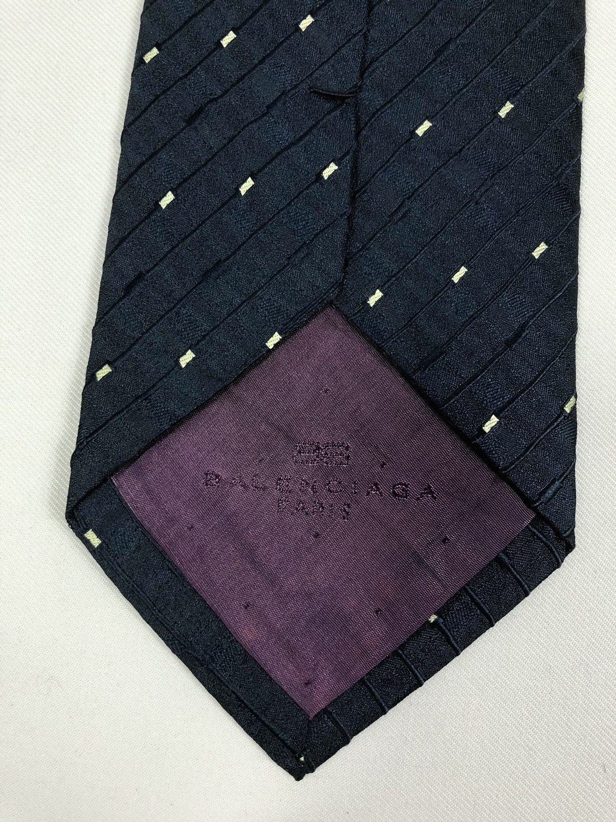 Balenciaga Rare Balenciaga Embossed Silk Tie Size ONE SIZE - 6 Thumbnail