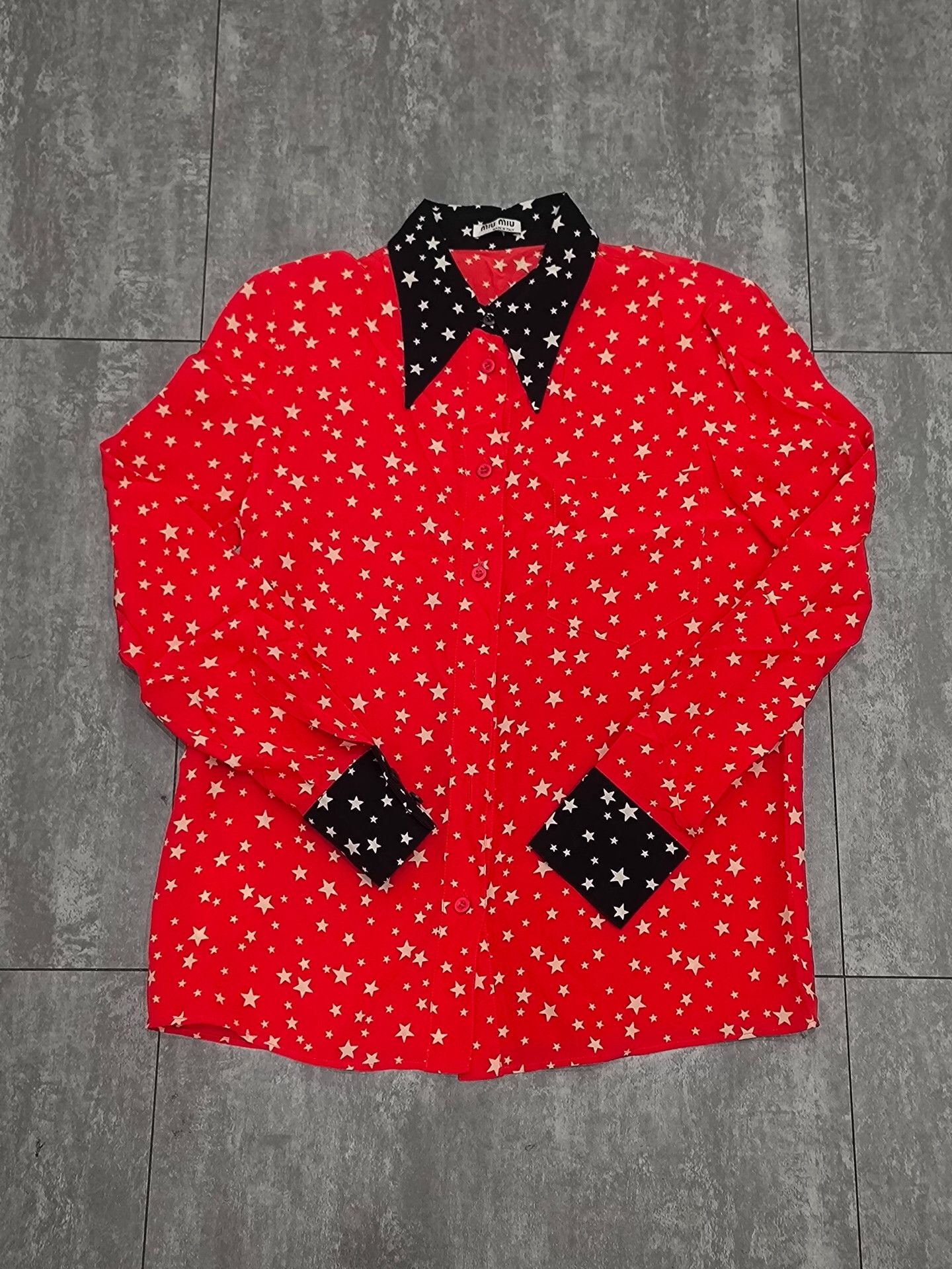 Miu Miu Miu Miu Printed Red Button Up S Women Size S / US 4 / IT 40 - 1 Thumbnail