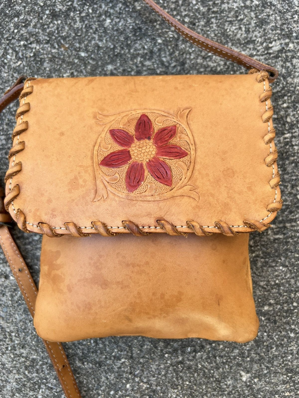 KEITAMARUYAMA Vintage Keita Maruyama Patina Leather Mini Sling Bag Size ONE SIZE - 8 Thumbnail