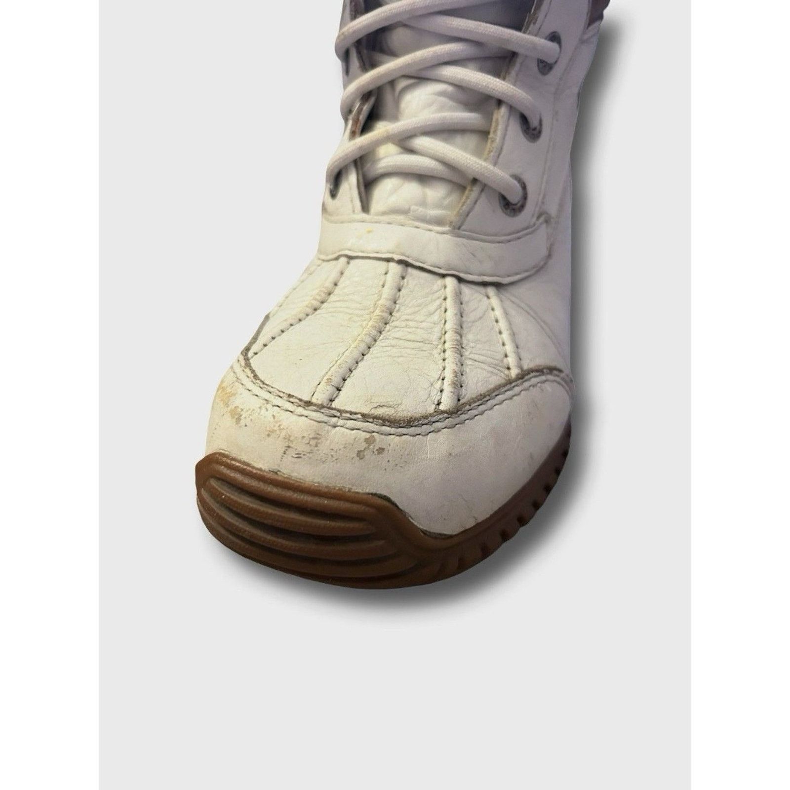 Ugg UGG Women's White Waterproof Shearling Lace-Up Snow Boots Size US 6 / IT 36 - 7 Thumbnail