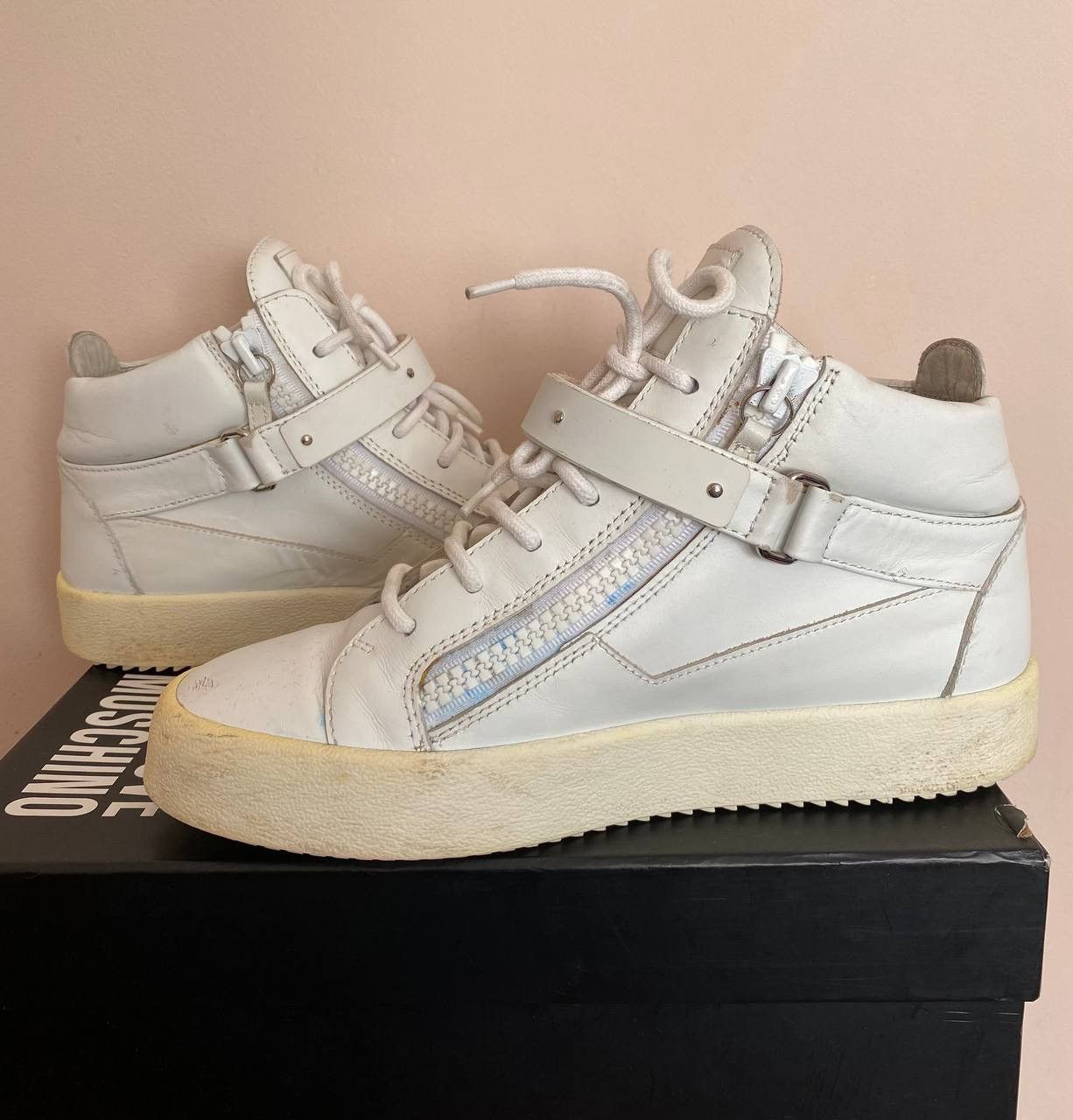 Giuseppe Zanotti Giuseppe Zanotti May London White Size 39 Size US 6 / EU 39 - 6 Thumbnail