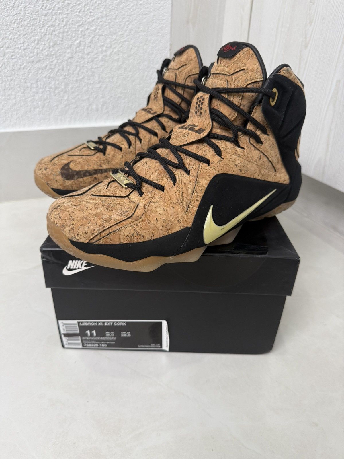Nike Nike LeBron 12 EXT "Cork" Size 11 Used Size US 11 / EU 44 - 1 Thumbnail