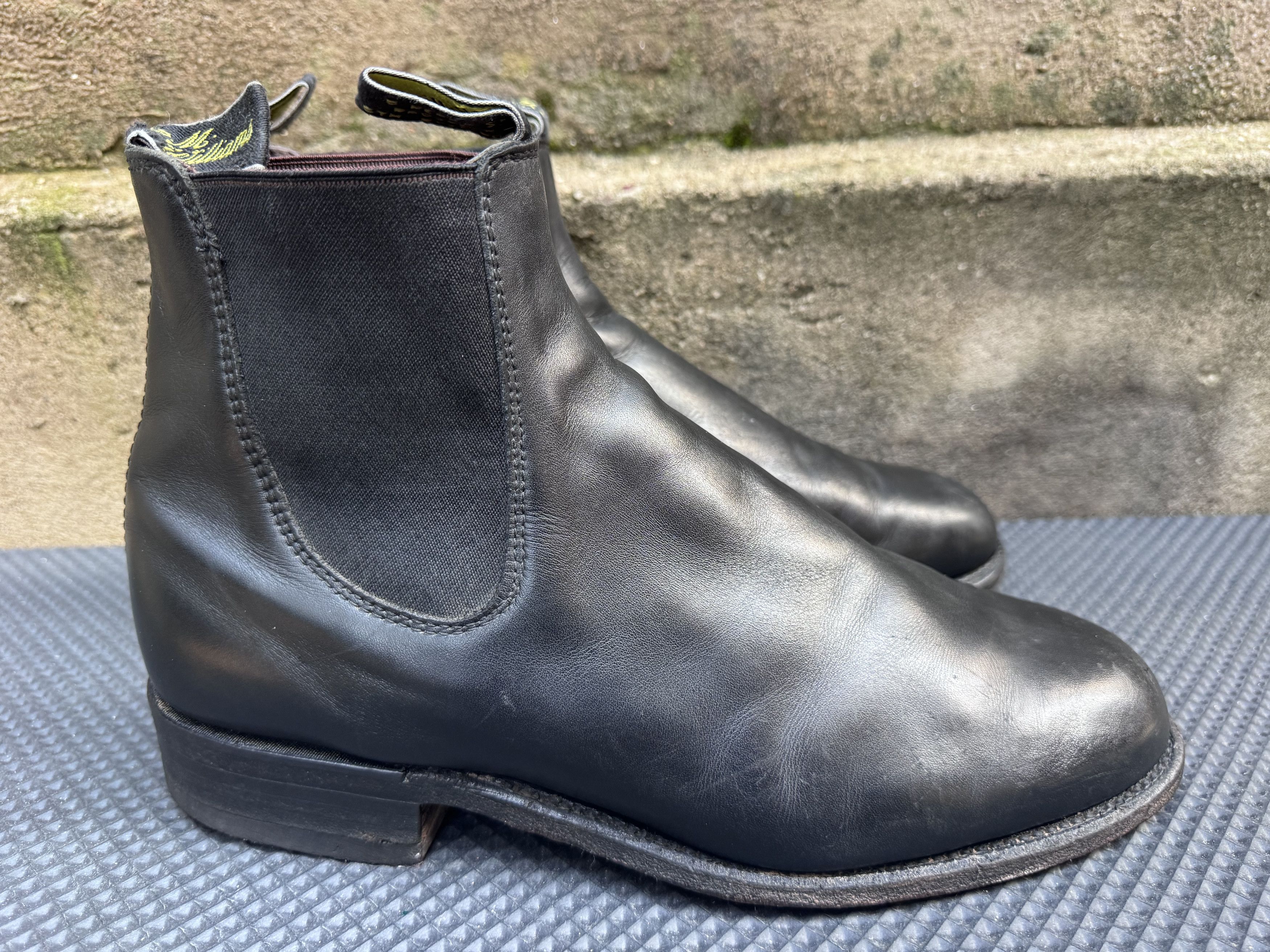 R.M. Williams RM Williams Vintage TURNOUT Comfort Chelsea Black Round Size US 10 / EU 43 - 6 Thumbnail